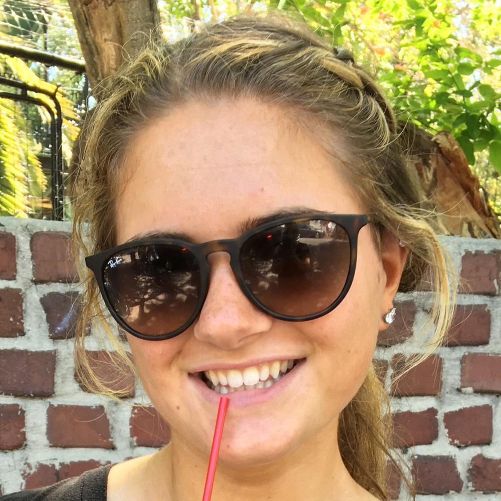 Brown ray ban sunglasses, worn a few times